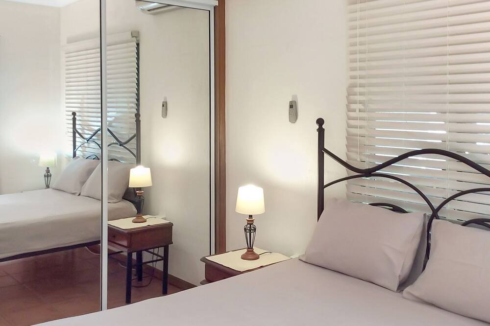 Photo of Bedroom in Arcadia