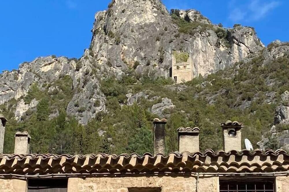 Photo of Outdoor in Saint-Guilhem-le-Desert