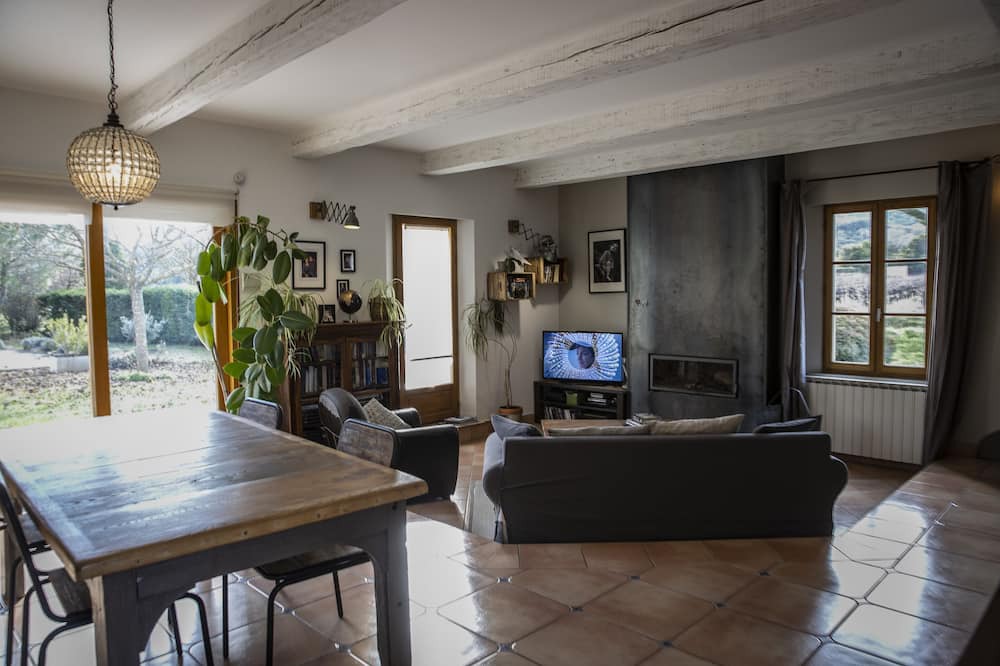 Photo of Livingroom in Verfeuil