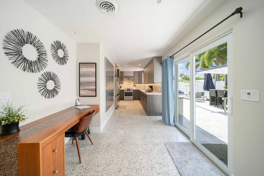 Photo of Outdoor in Coral Heights