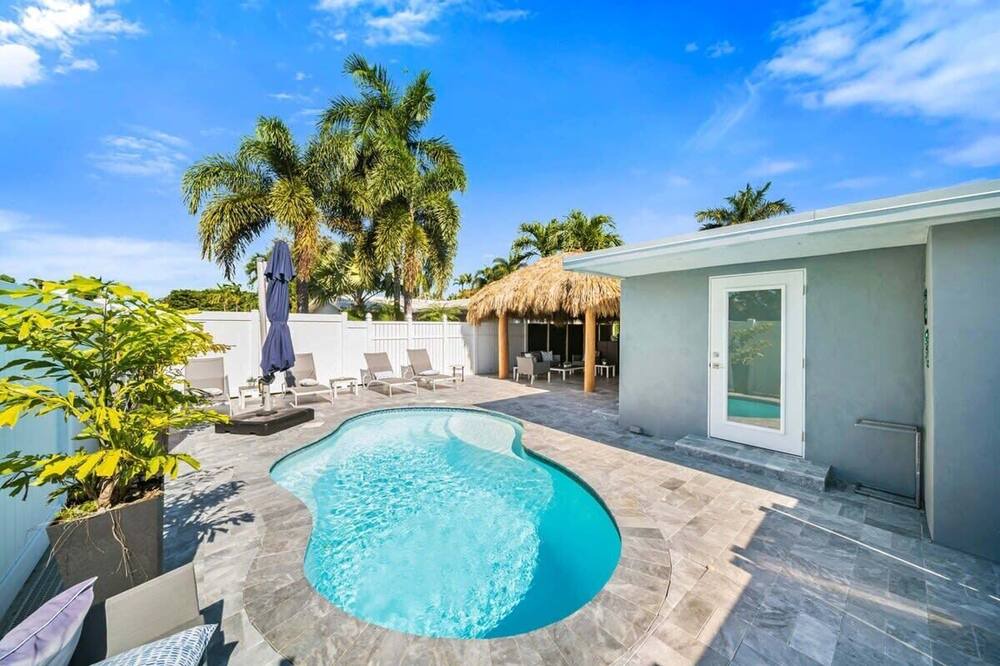 Photo of Outdoor in Coral Heights