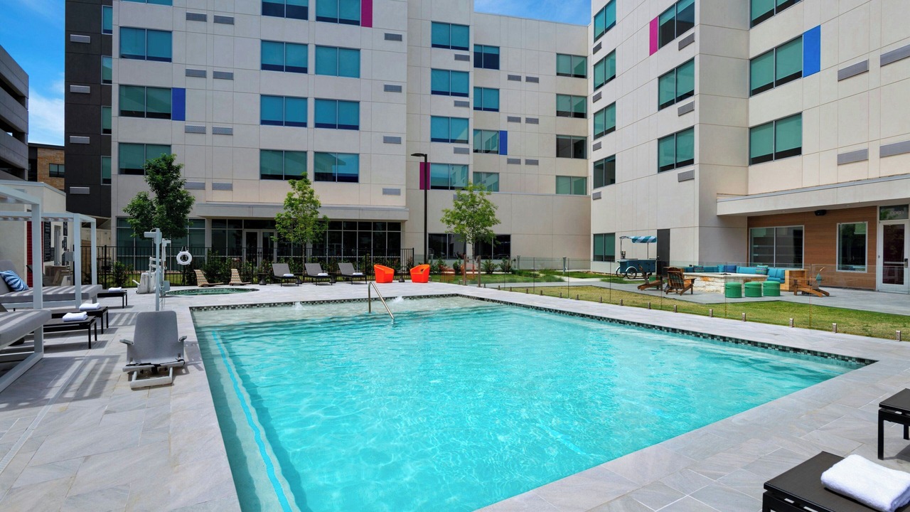 Photo of Outdoor in East Oak Hill