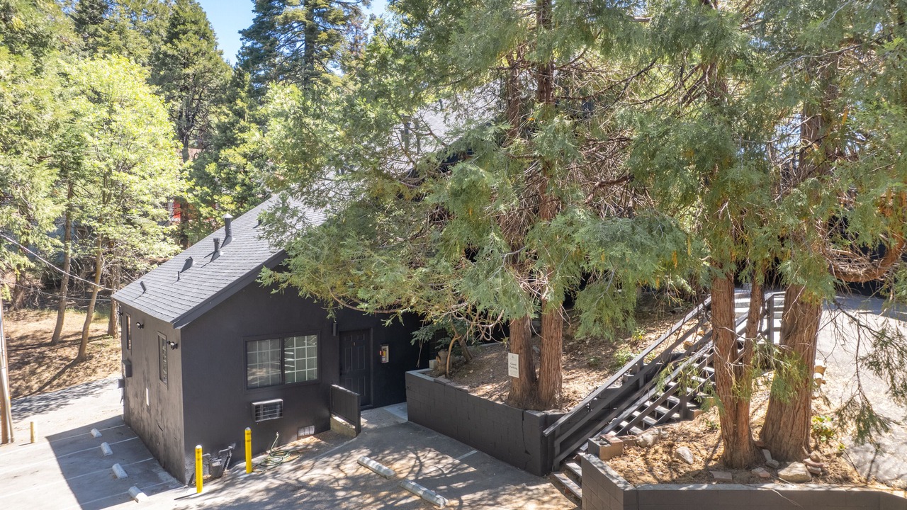 Photo of Outdoor in Lake Arrowhead