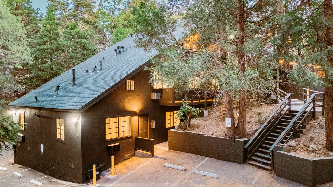 Photo of Outdoor in Lake Arrowhead
