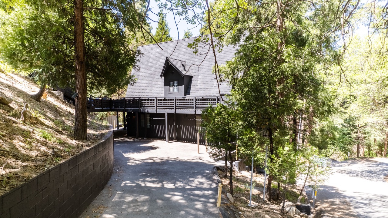 Photo of Outdoor in Lake Arrowhead