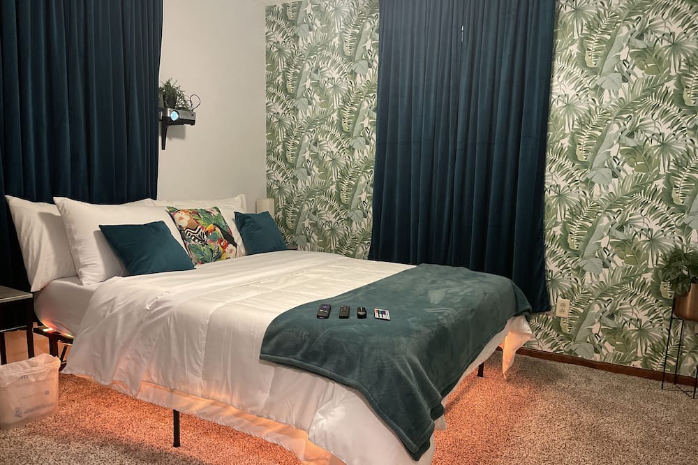 Photo of Bedroom in Cameron