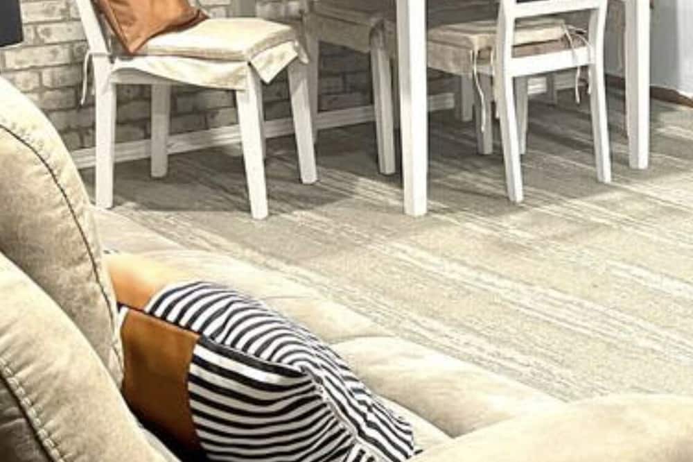 Photo of Livingroom in Cameron