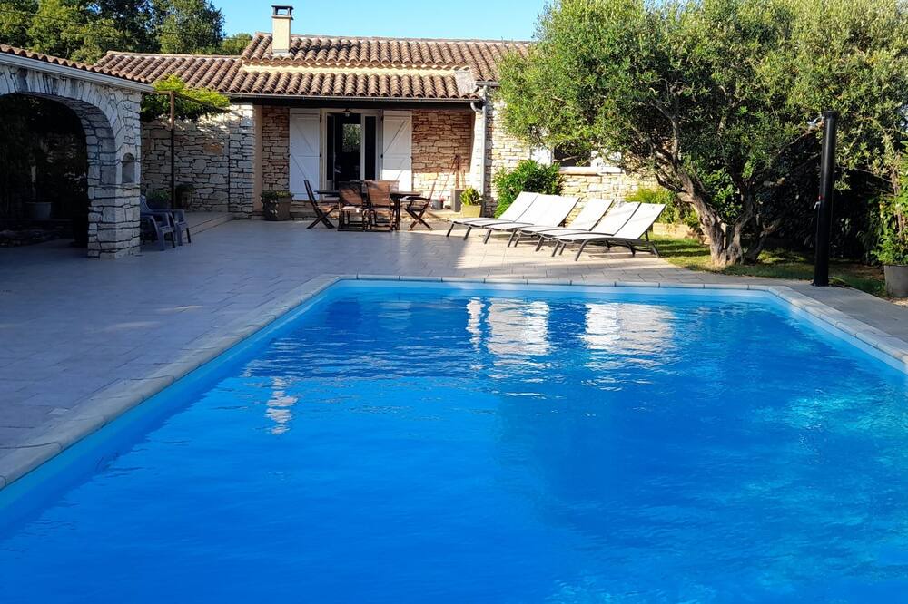 Photo of Outdoor in Salavas