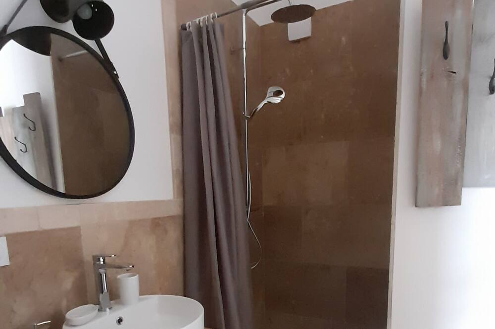 Photo of Bathroom in Salavas