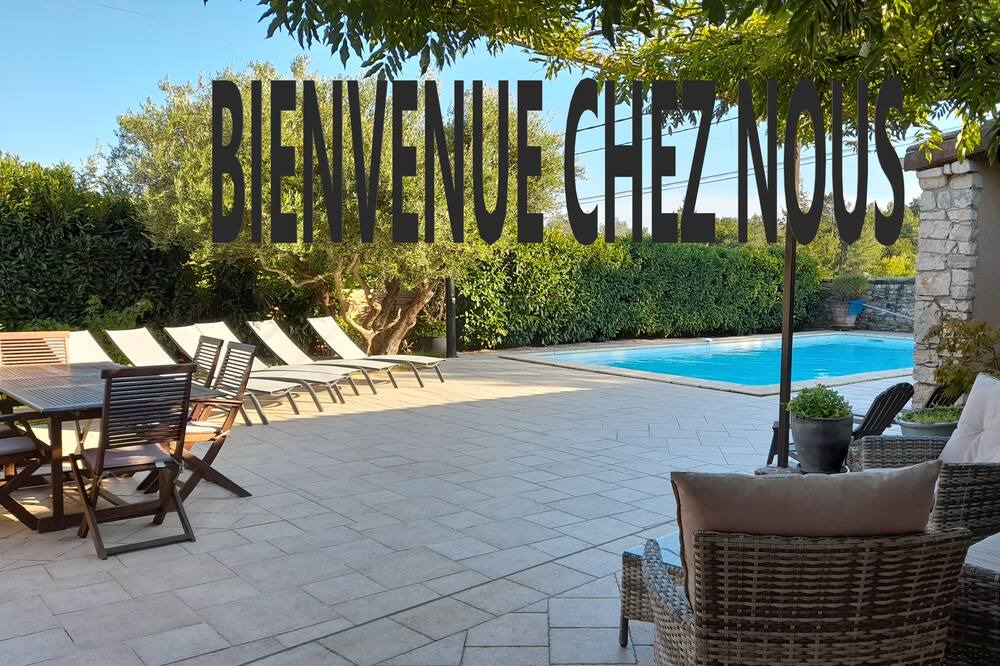 Photo of Outdoor in Salavas