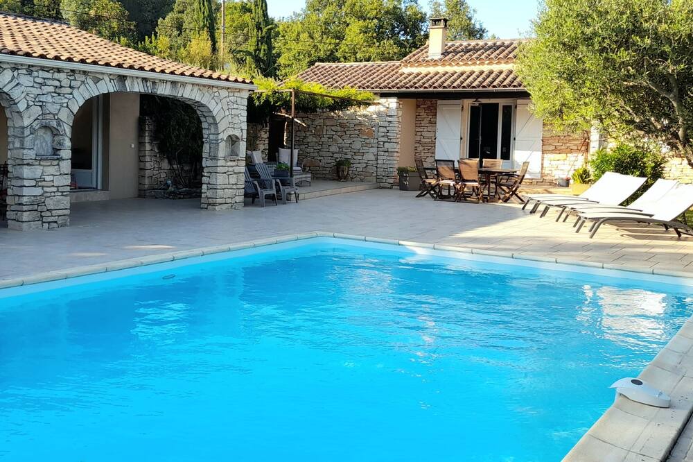 Photo of Outdoor in Salavas