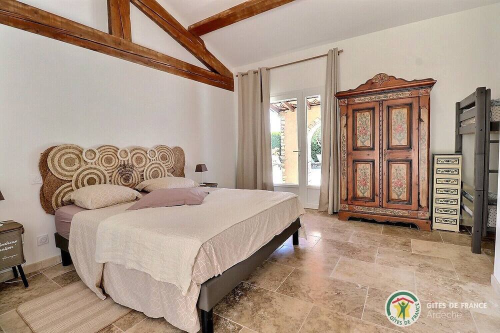 Photo of Bedroom in Salavas