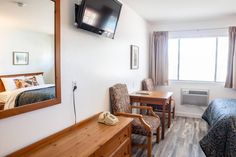 Photo of Bedroom in Delta