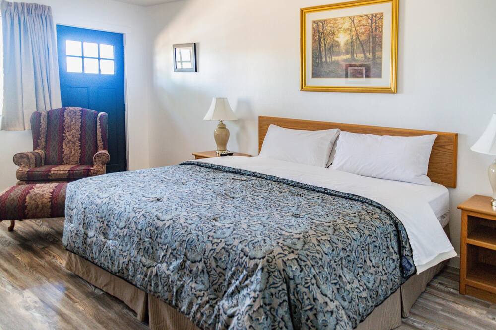 Photo of Bedroom in Delta