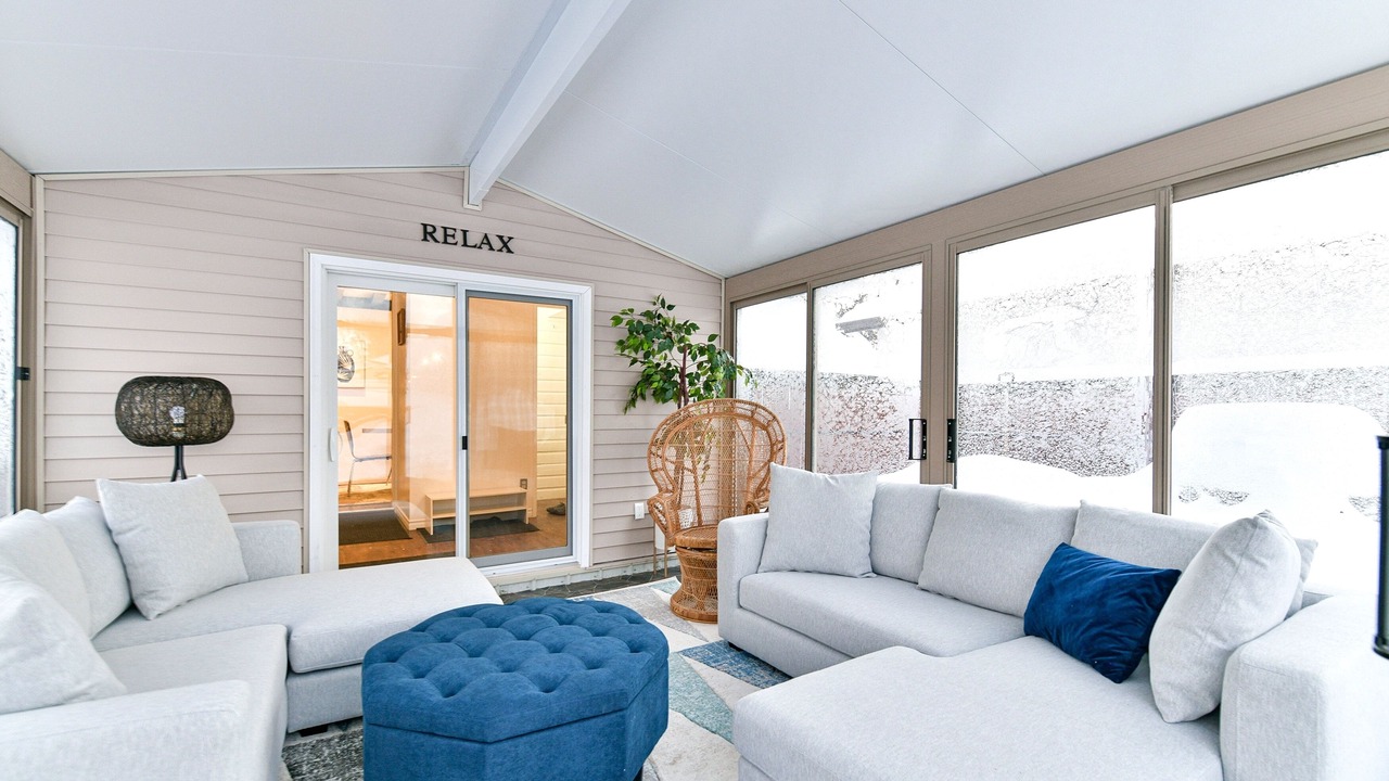 Photo of Livingroom in Winnipeg