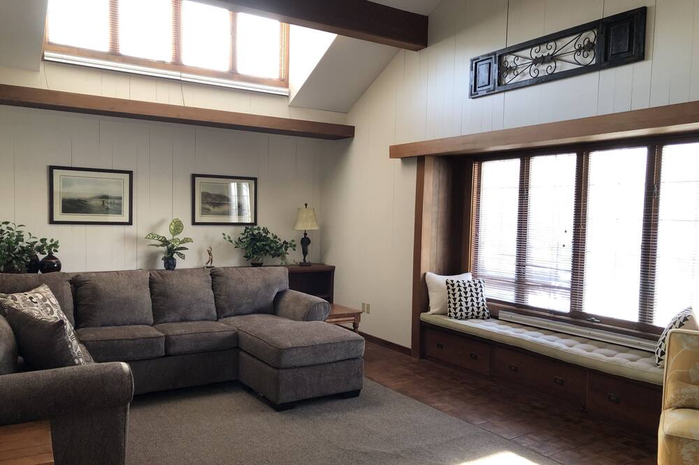Photo of Bedroom in Kohler