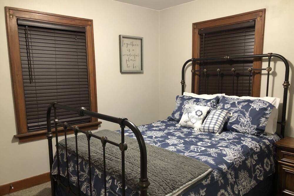 Photo of Bedroom in Kohler