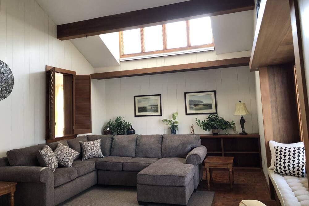 Photo of Livingroom in Kohler