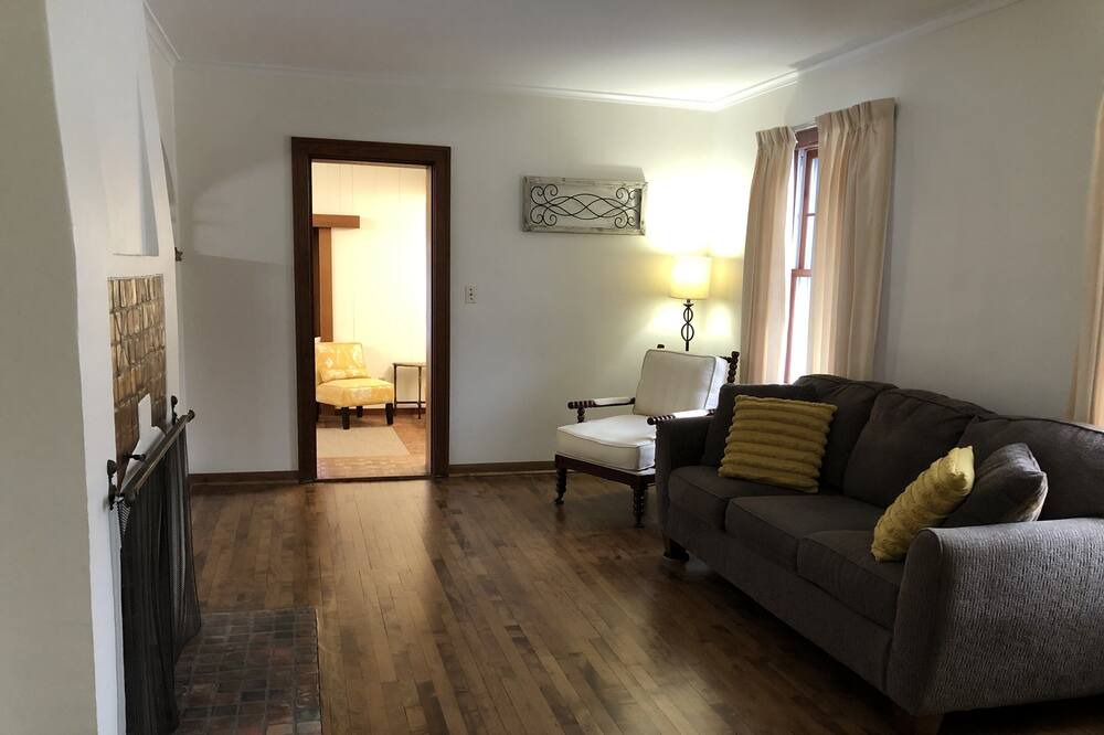 Photo of Livingroom in Kohler