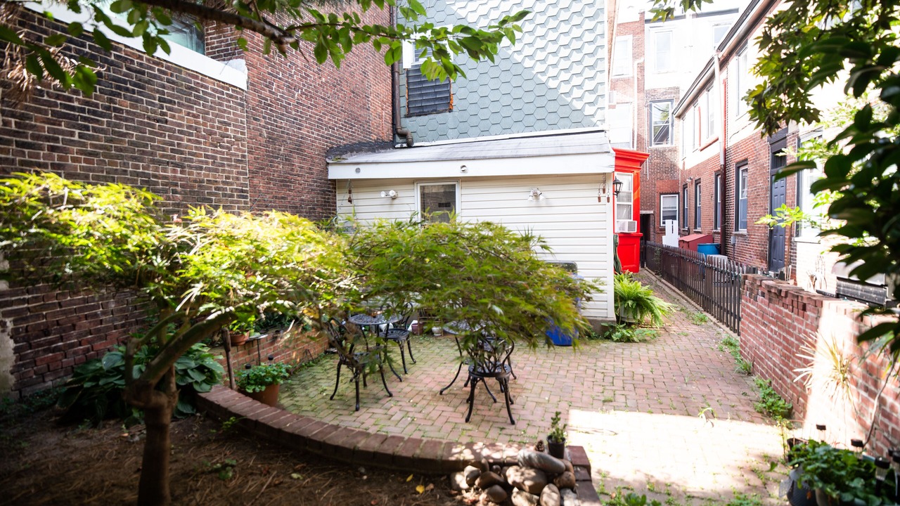 Photo of Patio Balcony in Olde Richmond