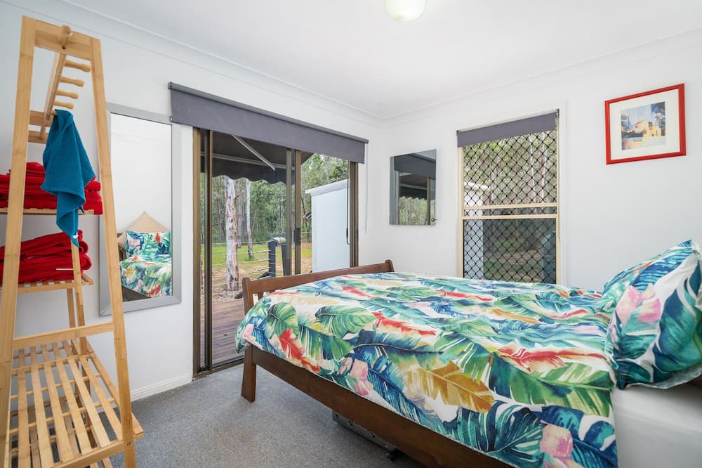 Photo of Bedroom in South Maclean