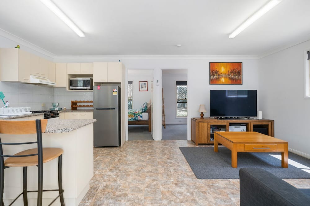 Photo of Others in South Maclean