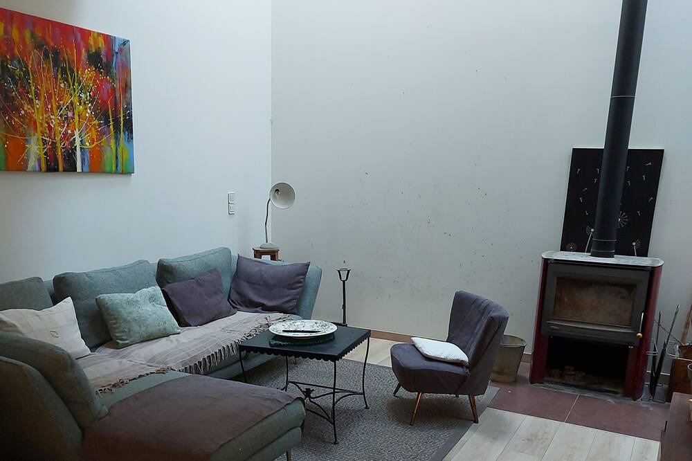 Photo of Livingroom in Roquefort-des-Corbieres