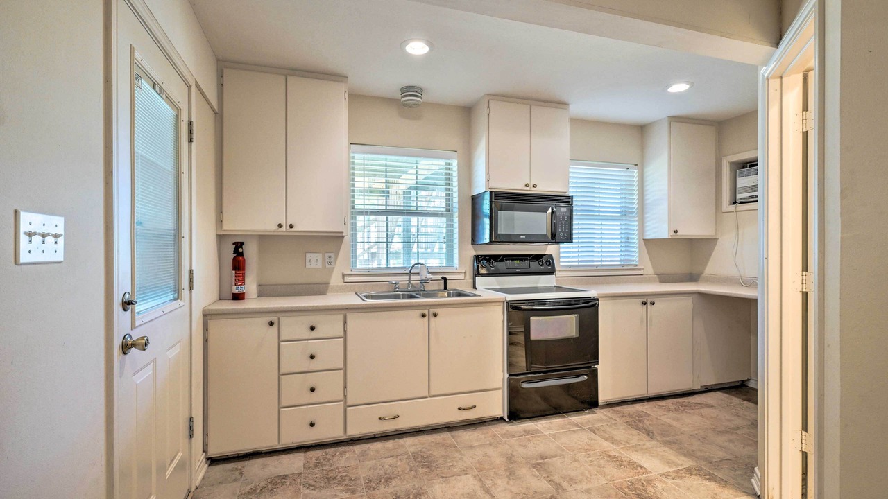 Photo of Kitchen in Cape Royale
