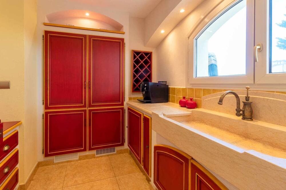 Photo of Kitchen in Port de la Selva