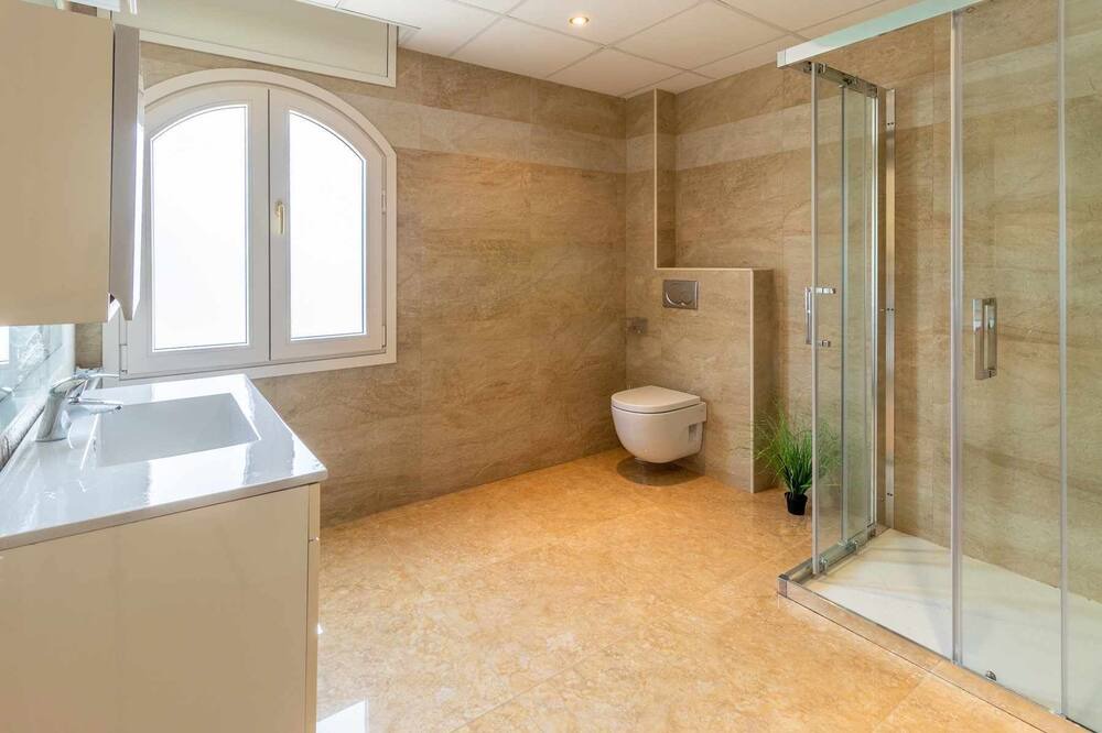 Photo of Bathroom in Port de la Selva
