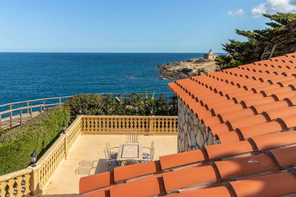 Photo of Patio Balcony in Port de la Selva
