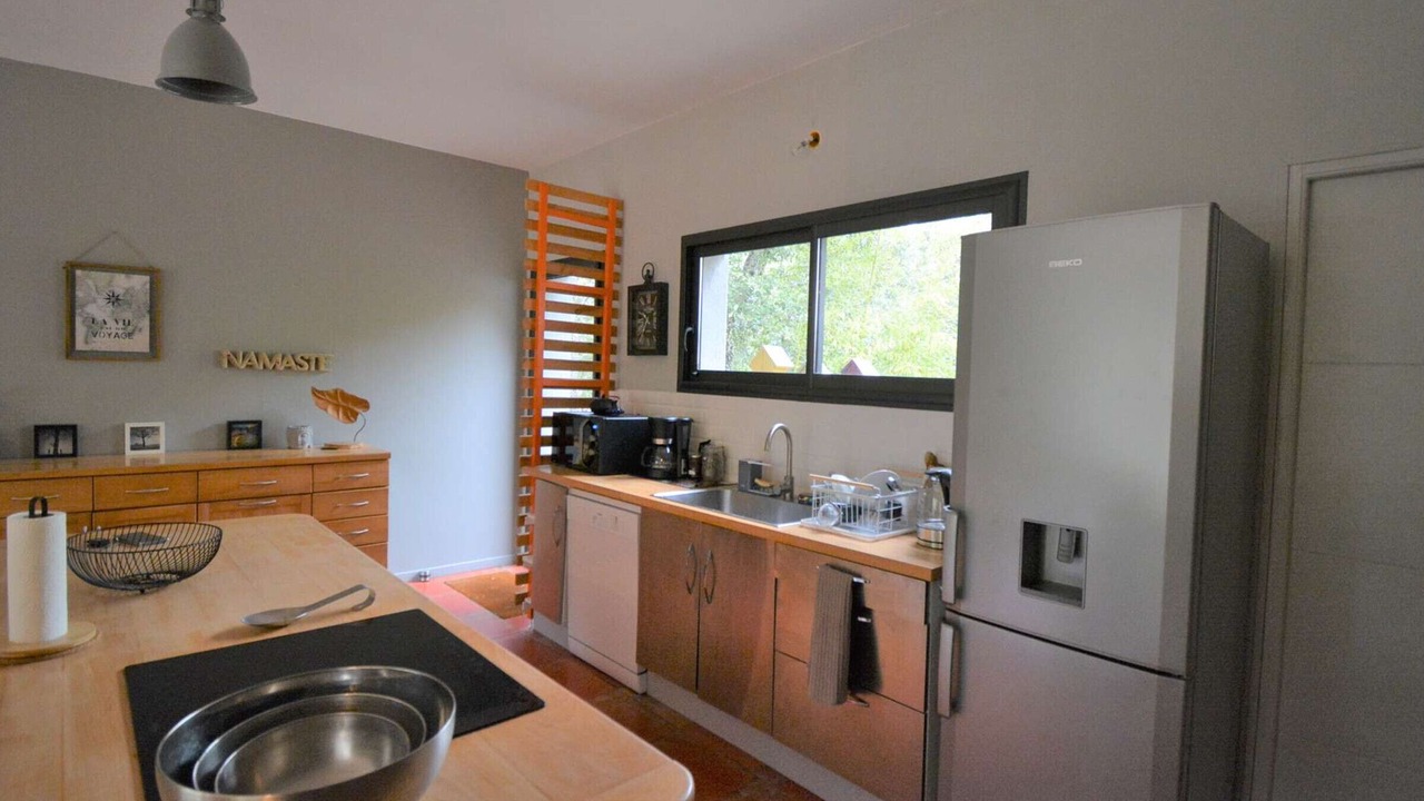 Photo of Kitchen in Labastide-de-Virac