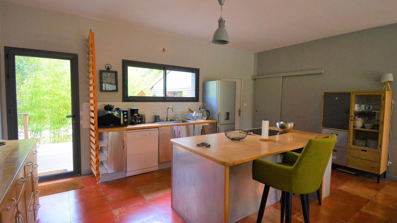 Photo of Kitchen in Labastide-de-Virac