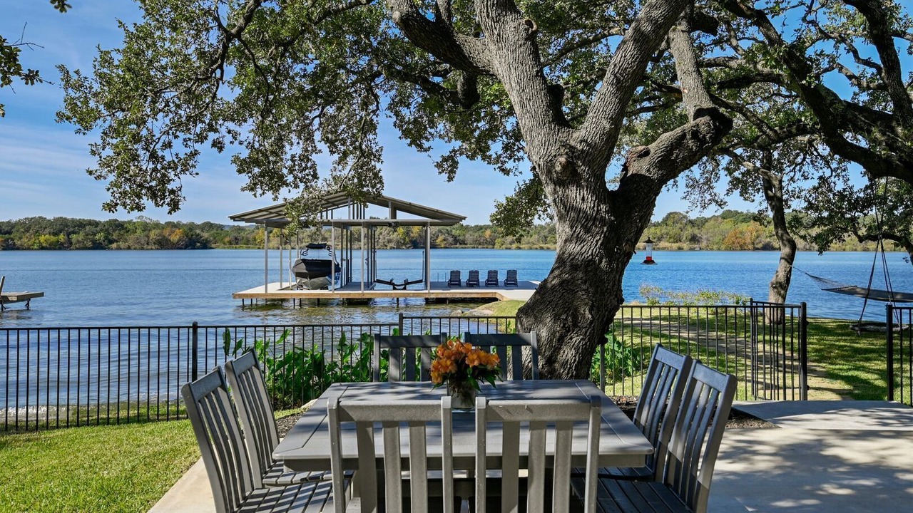 Photo of Outdoor in Kingsland