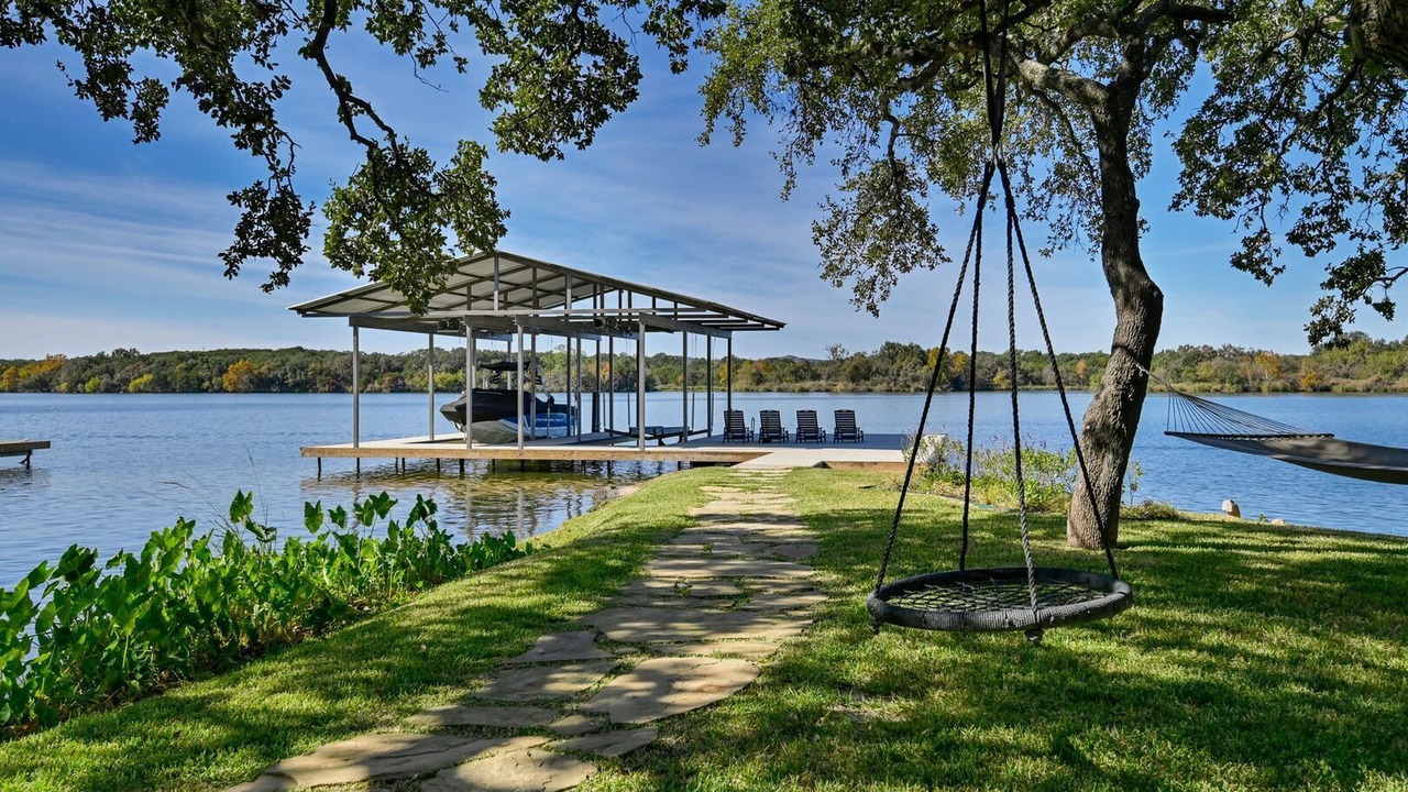 Photo of Outdoor in Kingsland