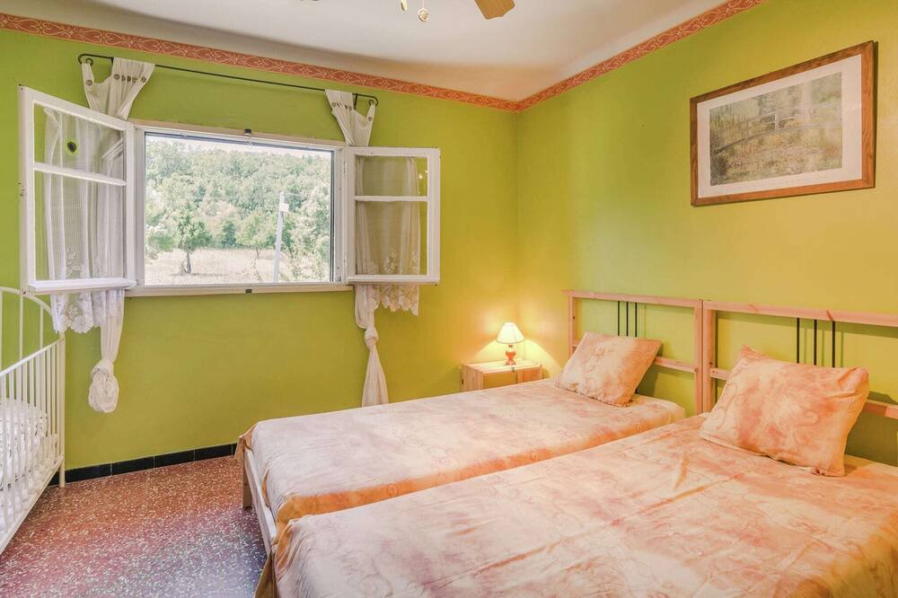 Photo of Bedroom in Salazac