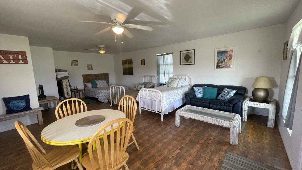 Photo of Livingroom in Rockport