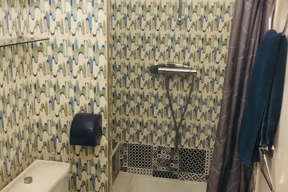 Photo of Bathroom in Molieres