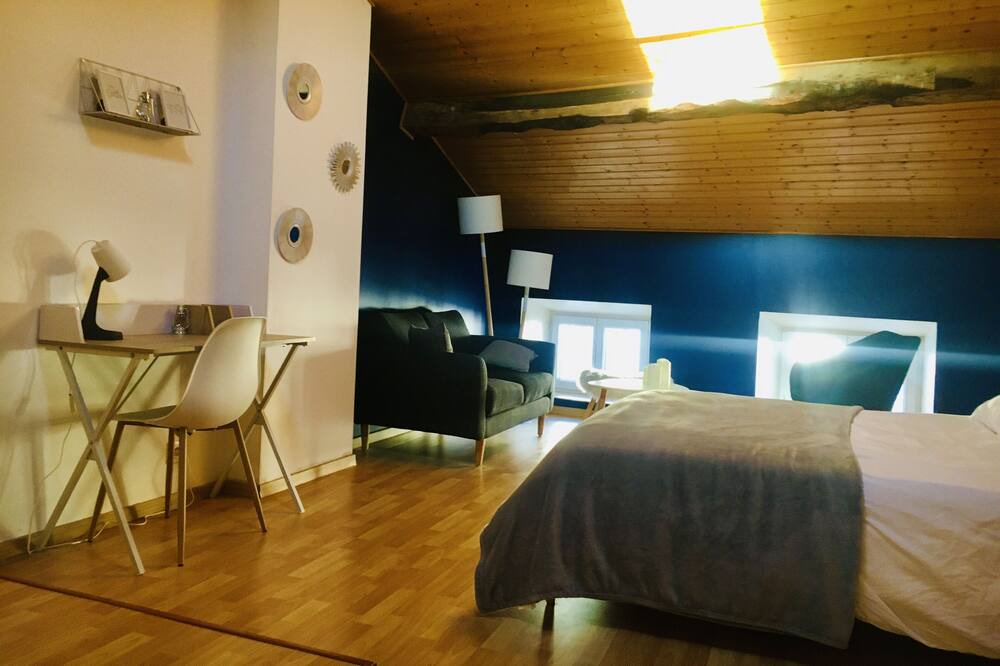 Photo of Bedroom in Molieres