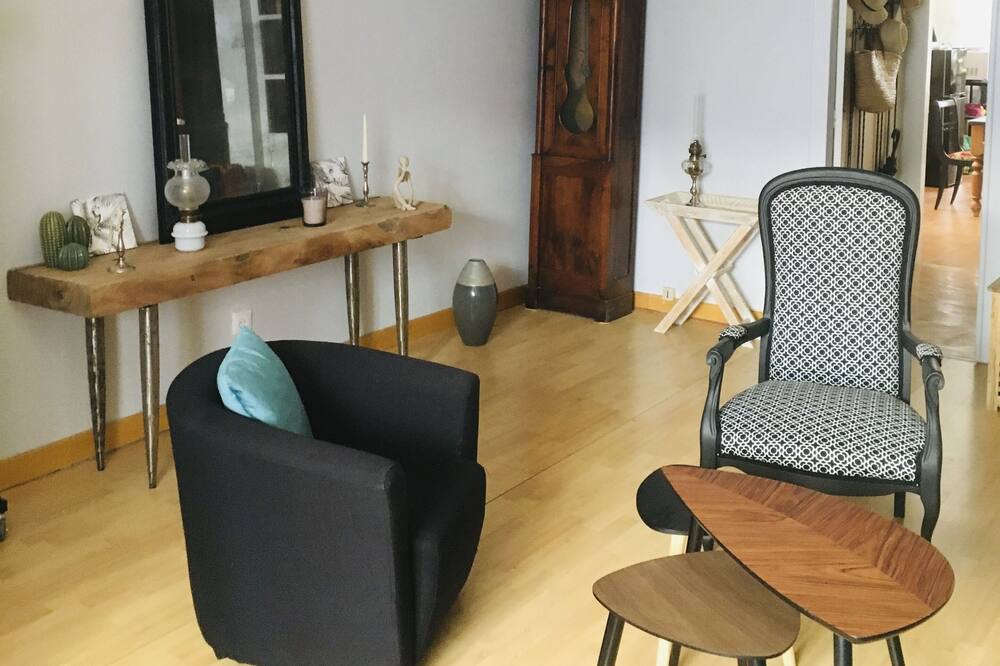 Photo of Livingroom in Molieres
