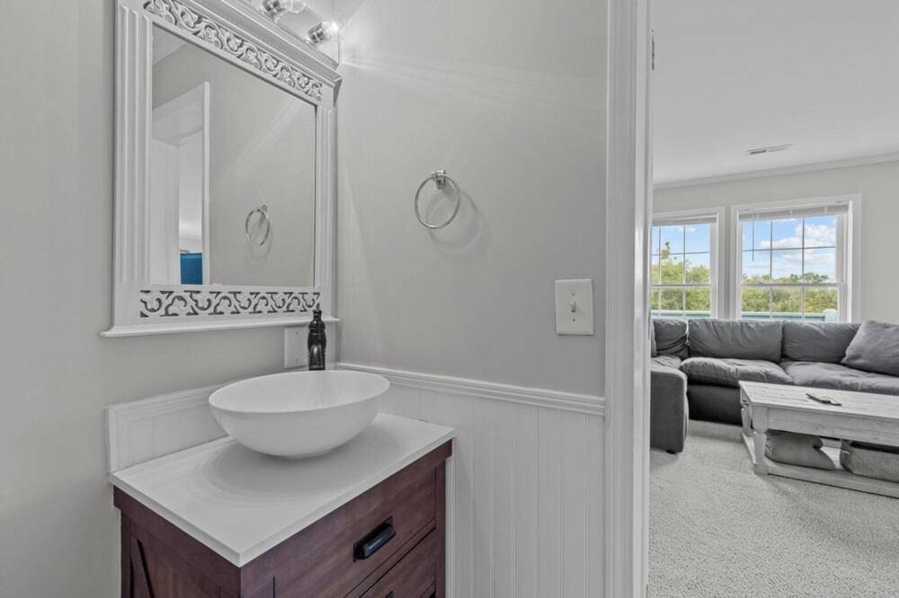Photo of Bathroom in Emerald Isle
