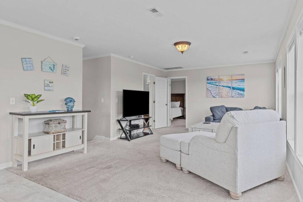 Photo of Livingroom in Emerald Isle