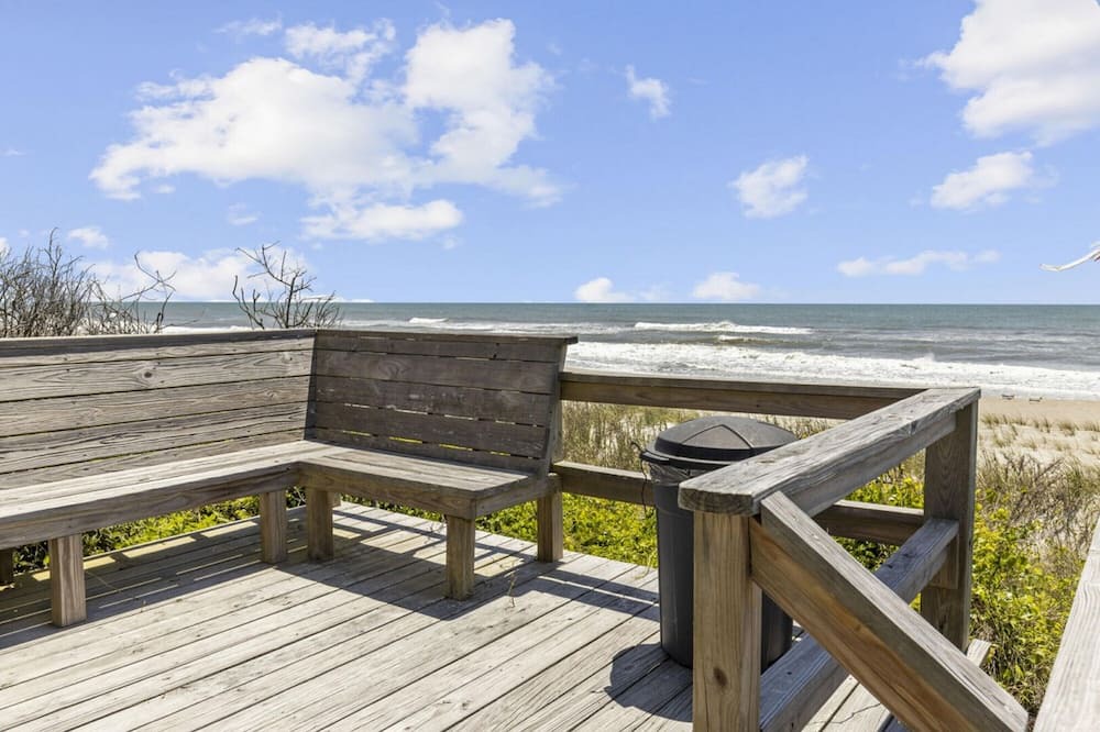 Photo of Patio Balcony in Pine Knoll Shores