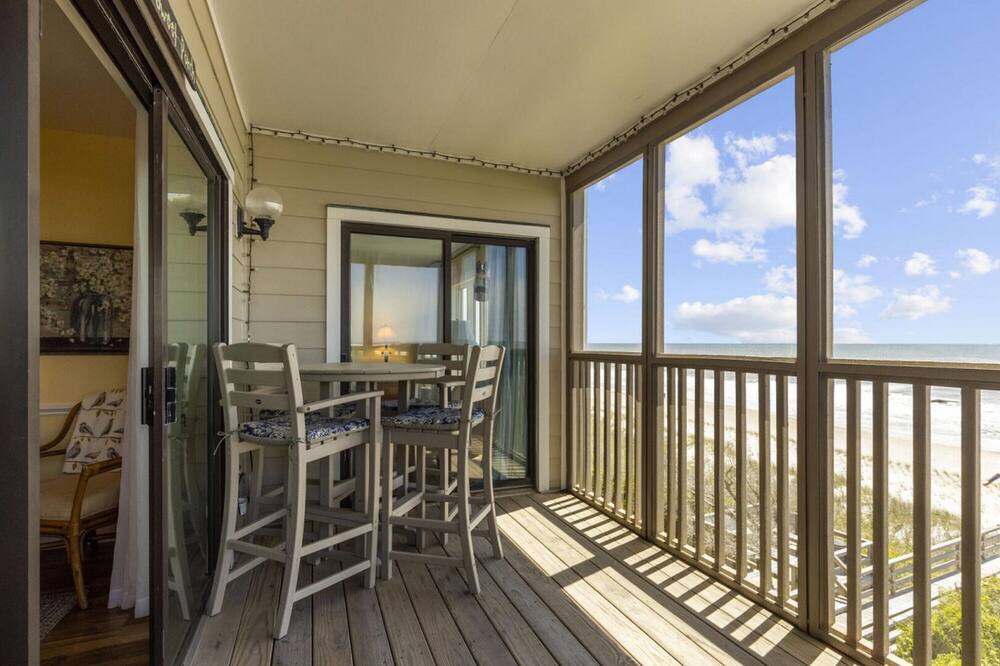 Photo of Patio Balcony in Pine Knoll Shores