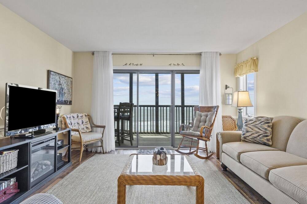 Photo of Others in Pine Knoll Shores