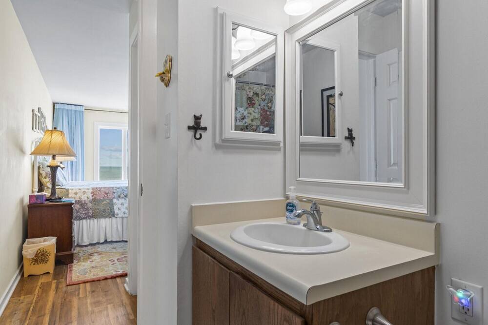 Photo of Bathroom in Pine Knoll Shores