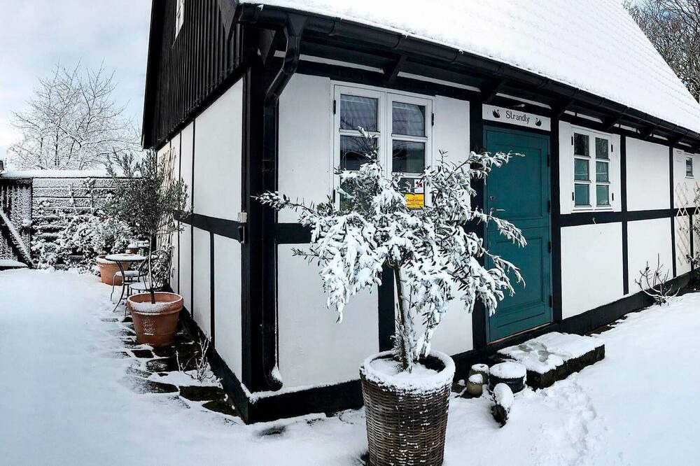 Photo of Outdoor in Boderne