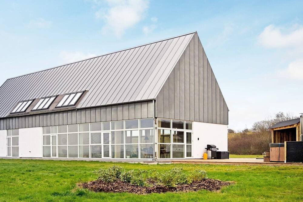 Photo of Outdoor in Logstor