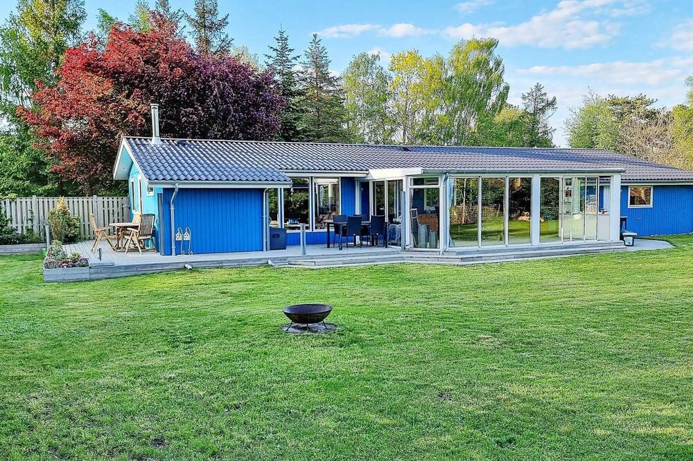 Photo of Outdoor in Store Fuglede