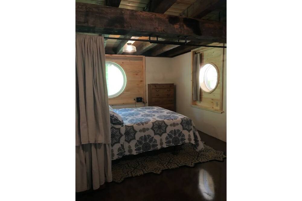 Photo of Bedroom in Franklin